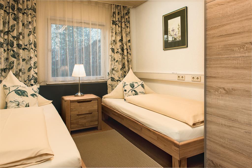 Hydepark Hotell Haidkapelle Rum bild